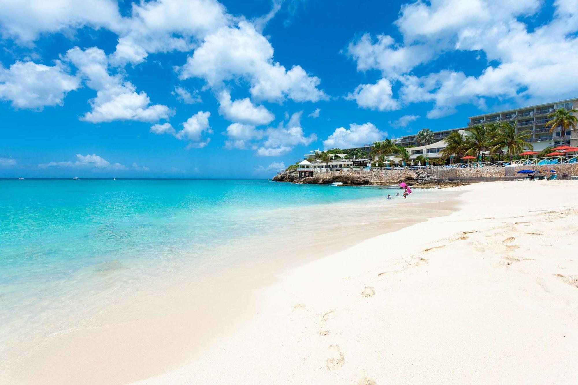 Sonesta Maho Beach All Inclusive Resort Casino & Spa Экстерьер фото